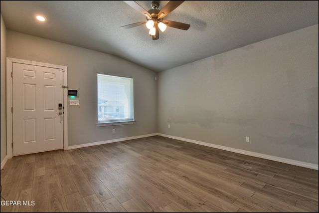 14557 Faxon Yucca, Horizon City, TX 79928