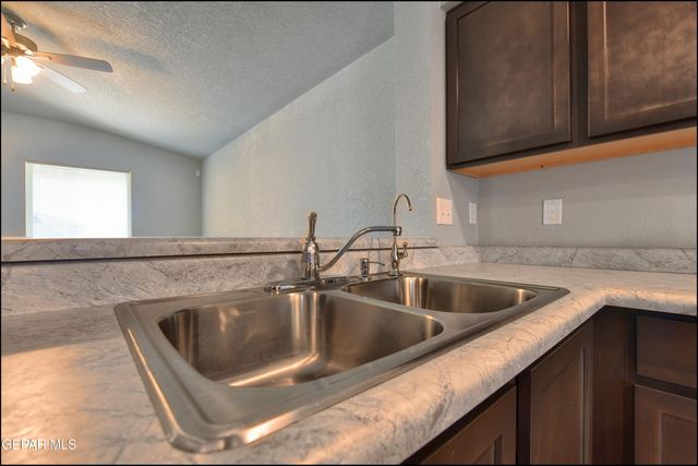 14557 Faxon Yucca, Horizon City, TX 79928