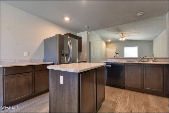 14557 Faxon Yucca, Horizon City, TX 79928