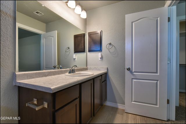 14557 Faxon Yucca, Horizon City, TX 79928