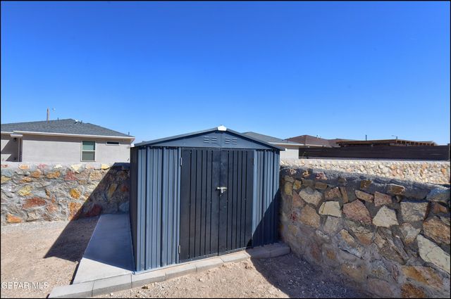 14557 Faxon Yucca, Horizon City, TX 79928