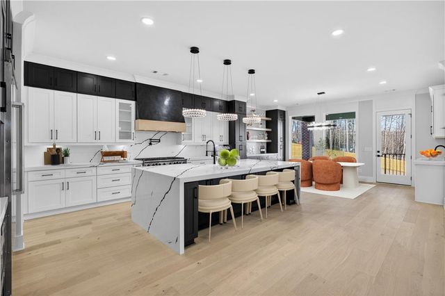 3245 Smithtown Road, Suwanee, GA 30024