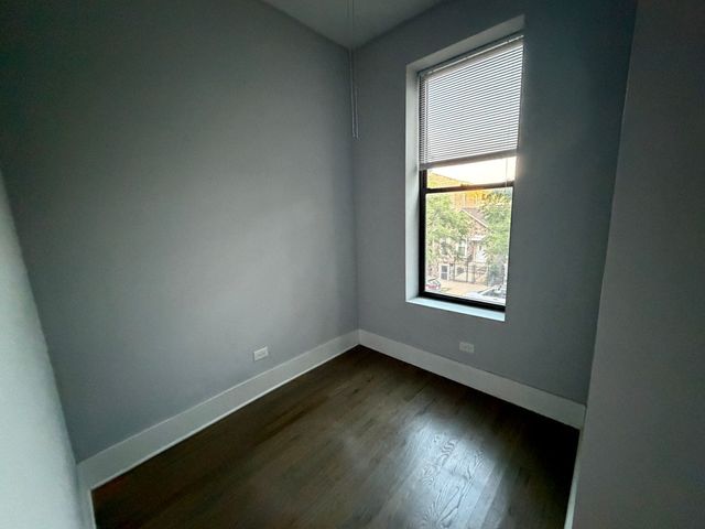 1722 W 21st Street 2F, Chicago, IL 60608