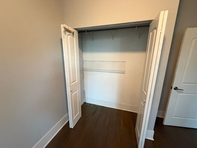 1722 W 21st Street 2F, Chicago, IL 60608