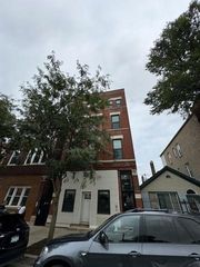 1722 W 21st Street 2F, Chicago, IL 60608