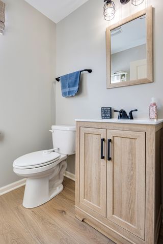 1595 Bayberry Lane, Pingree Grove, IL 60140