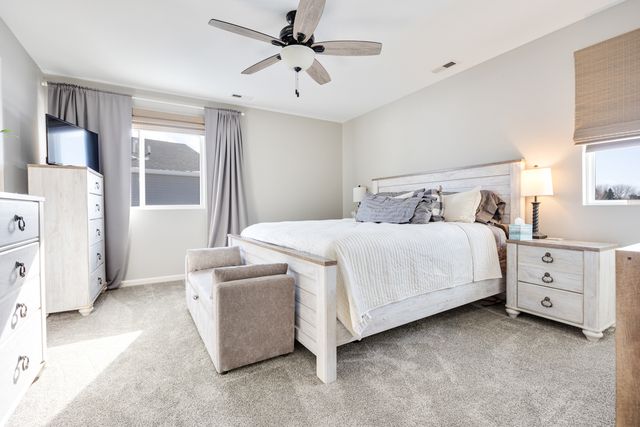 1595 Bayberry Lane, Pingree Grove, IL 60140