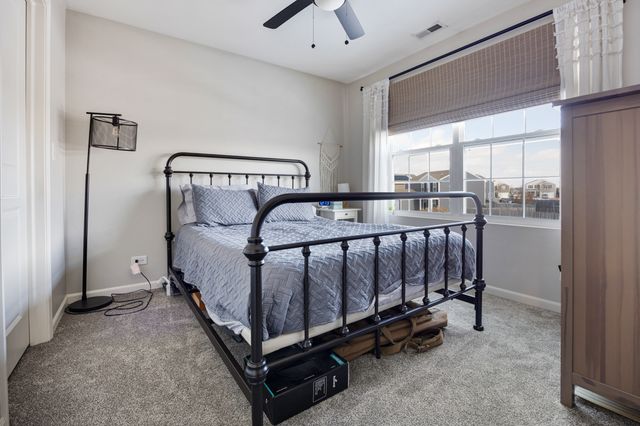 1595 Bayberry Lane, Pingree Grove, IL 60140