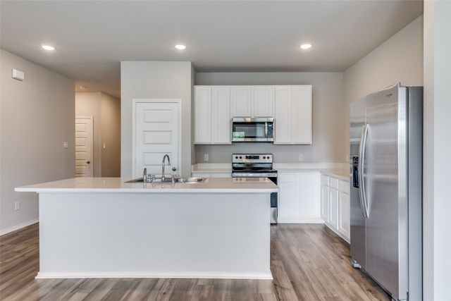 7916 Gangway Drive, Fort Worth, TX 76179