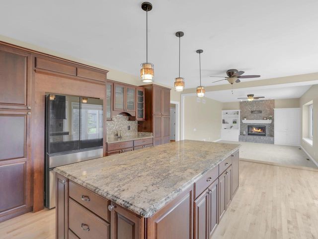 9223 W Wyndham Hills COURT, Franklin, WI 53132