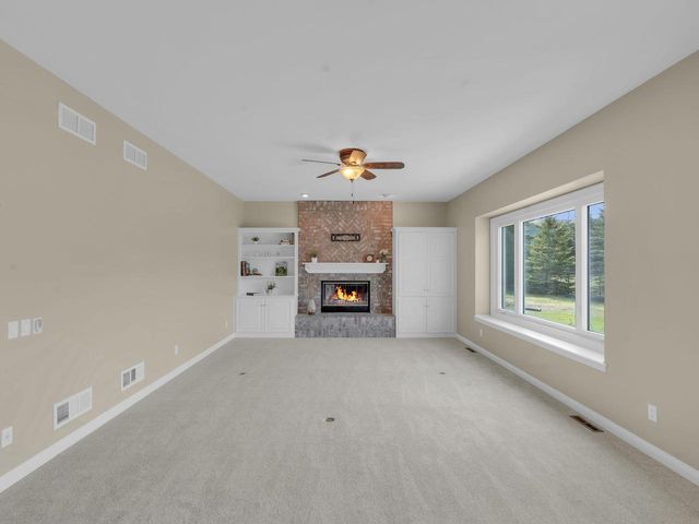 9223 W Wyndham Hills COURT, Franklin, WI 53132