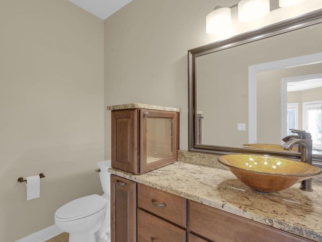 9223 W Wyndham Hills COURT, Franklin, WI 53132