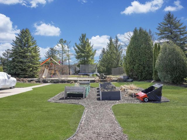9223 W Wyndham Hills COURT, Franklin, WI 53132
