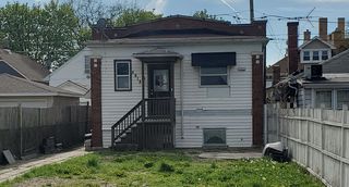 5918 S Albany Avenue, Chicago, IL 60629