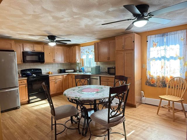 79 School Street, Salem, NH 03079
