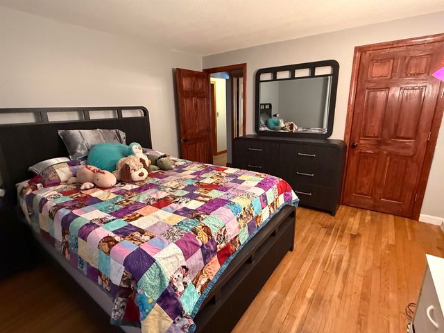 79 School Street, Salem, NH 03079