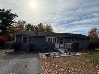 79 School Street, Salem, NH 03079