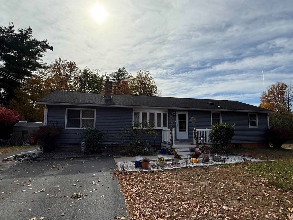 79 School Street, Salem, NH 03079