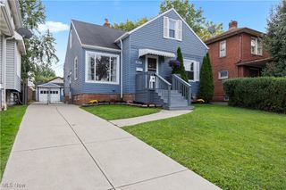 3807 Freehold Avenue, Parma, OH 44134