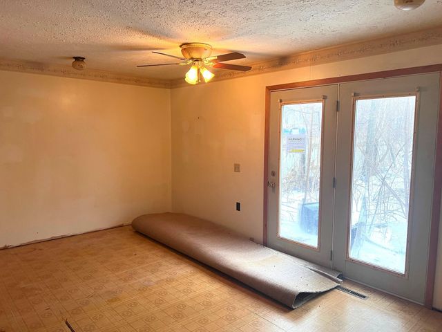 539 N Main Street, Perry, MI 48872