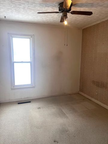 539 N Main Street, Perry, MI 48872