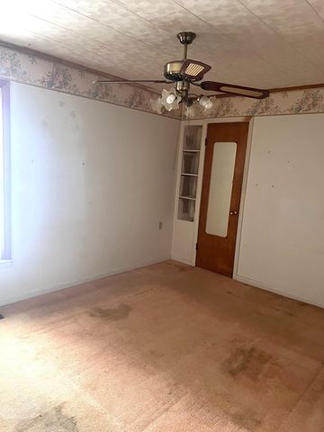 539 N Main Street, Perry, MI 48872