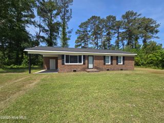 5968 Acorn Road, Grifton, NC 28530