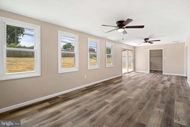 224 SUFFOLK RD, Fairless Hills, PA 19030