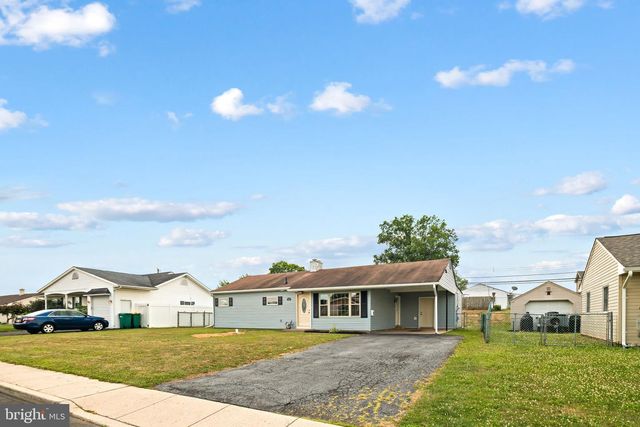 224 SUFFOLK RD, Fairless Hills, PA 19030