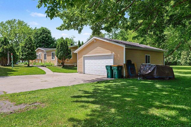3254 N Euclid Road, Bay City, MI 48706