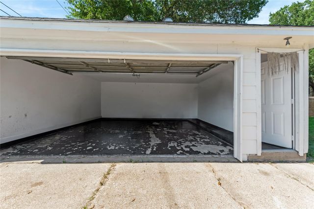 18318 Oakhampton Drive, Houston, TX 77084