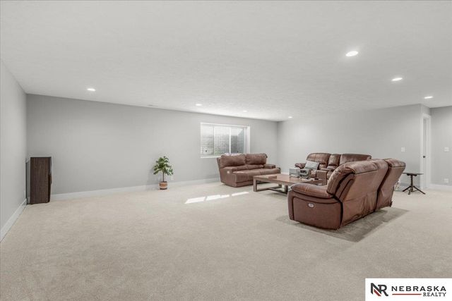3345 N 92nd Street, Lincoln, NE 68507