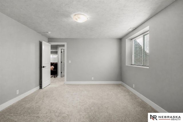 3345 N 92nd Street, Lincoln, NE 68507