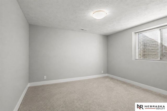 3345 N 92nd Street, Lincoln, NE 68507