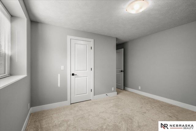 3345 N 92nd Street, Lincoln, NE 68507