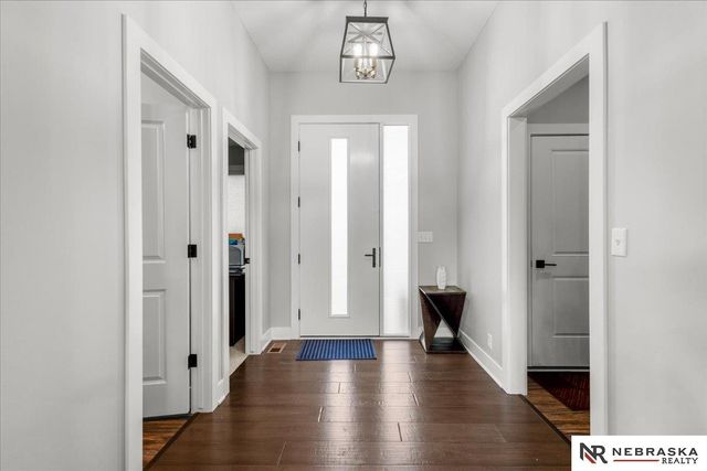 3345 N 92nd Street, Lincoln, NE 68507