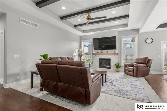 3345 N 92nd Street, Lincoln, NE 68507