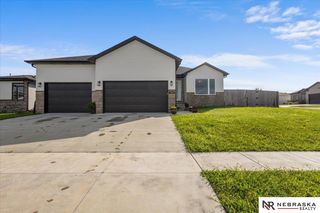 3345 N 92nd Street, Lincoln, NE 68507
