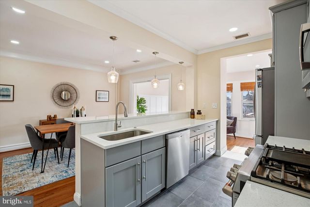 1412 ALLISON ST NW, Washington, DC 20011