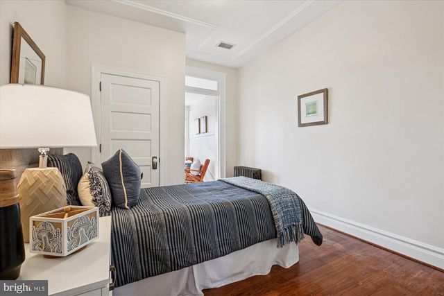 1412 ALLISON ST NW, Washington, DC 20011