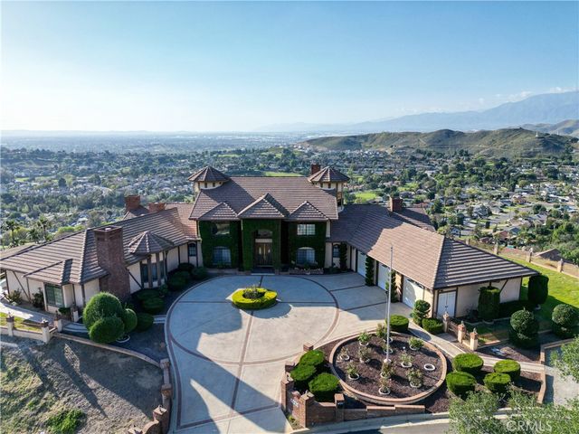 7421 Live Oak Drive, Jurupa Valley, CA 92509