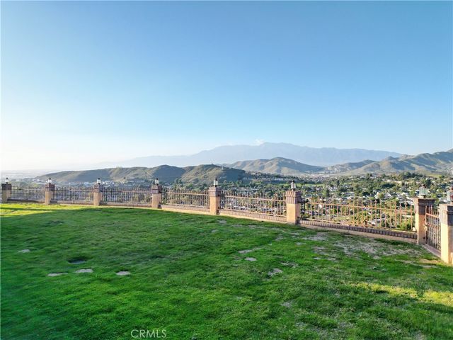 7421 Live Oak Drive, Jurupa Valley, CA 92509