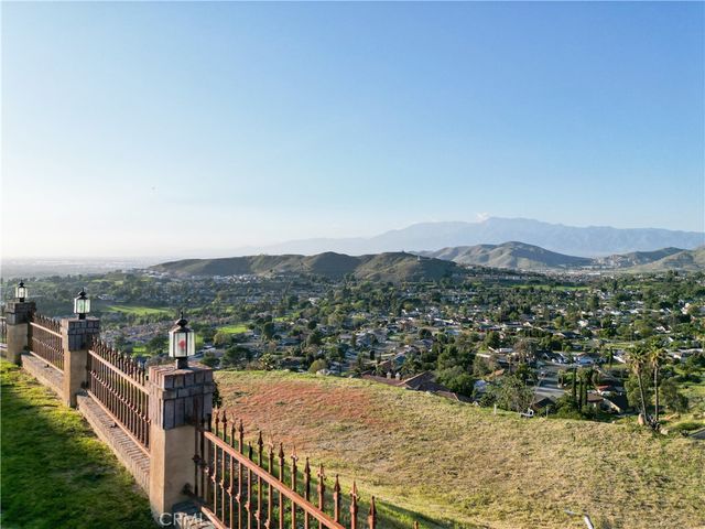 7421 Live Oak Drive, Jurupa Valley, CA 92509