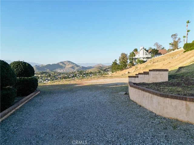 7421 Live Oak Drive, Jurupa Valley, CA 92509