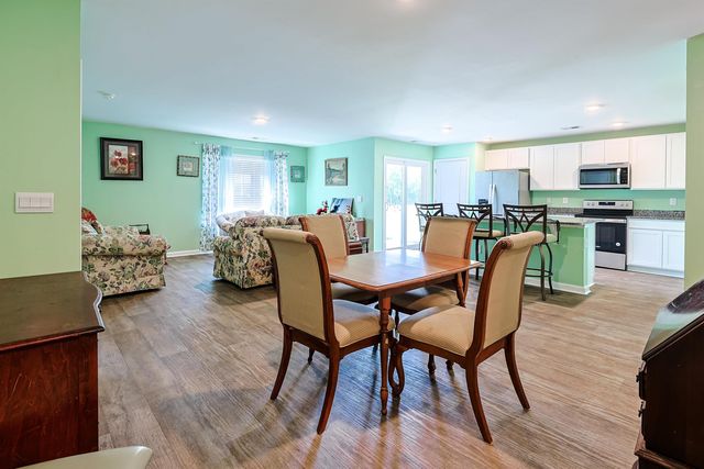 305 Woodcross Court, Conway, SC 29527