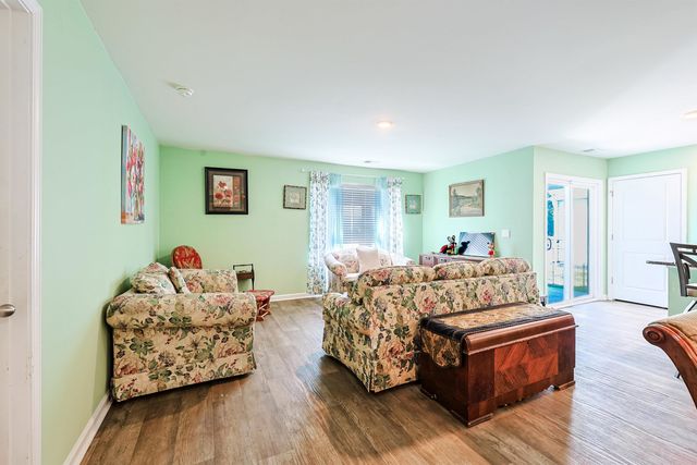 305 Woodcross Court, Conway, SC 29527
