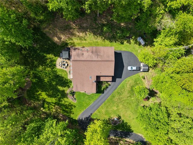 236 Hespenheide Road, Adams Twp, PA 16046