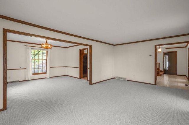 2805 Alvarado Lane N, Plymouth, MN 55447