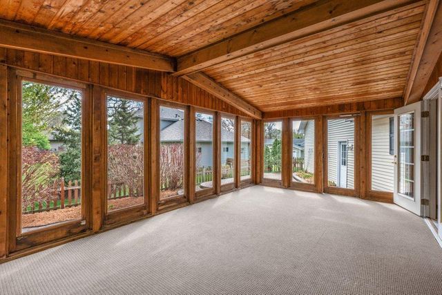 2805 Alvarado Lane N, Plymouth, MN 55447