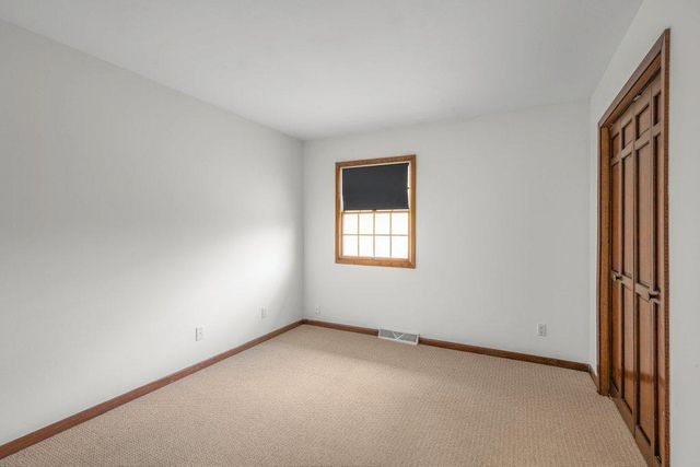 2805 Alvarado Lane N, Plymouth, MN 55447